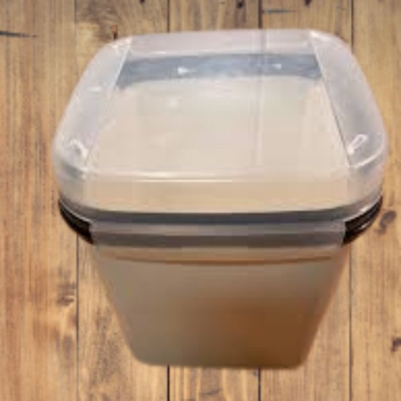 TUPPERWARE Cube MODULAR MATE Container 1621 + 2204 Hinged BLUE LID - Picture 1 of 1